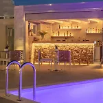 Sea Wind And 公寓式酒店 4*