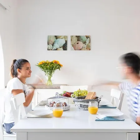 شقة فندقية Sea Wind And 4*