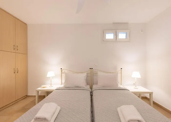 Hotel apartamentowy Sea Wind And Tourlos