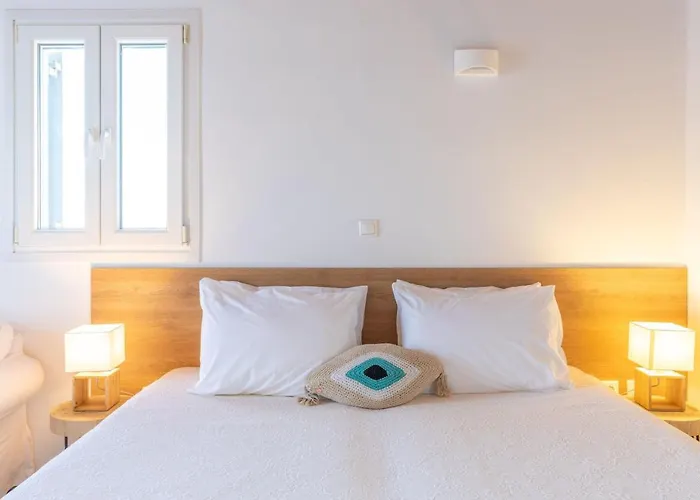 Sea Wind And Aparthotel Tourlos