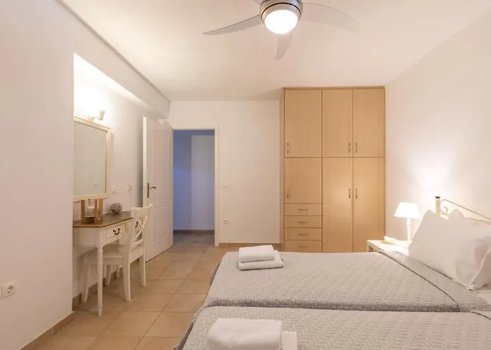 Apartmanhotel Sea Wind And 4*