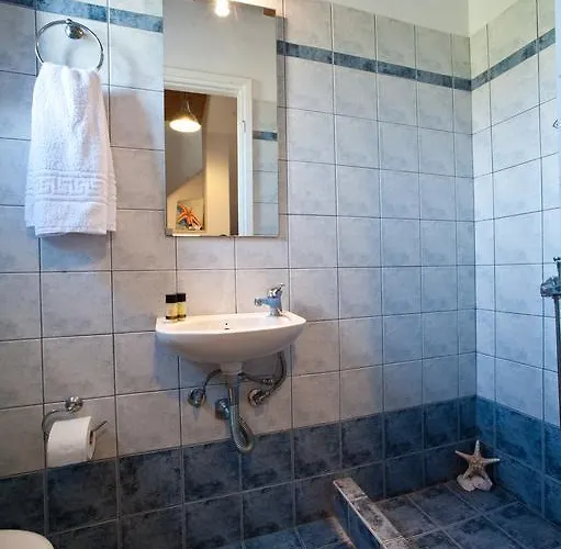 Sea Wind And Apartmanhotel 4*