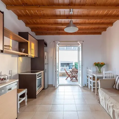 아파트호텔 Sea Wind Villas 4*