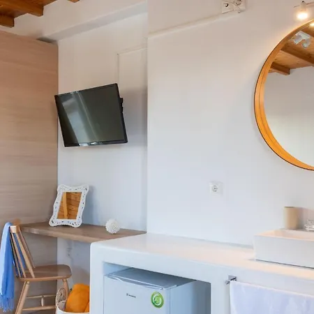 Sea Wind Villas 4* 투를로스