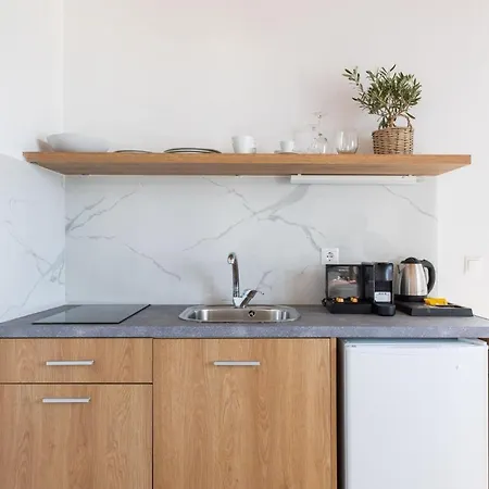 Sea Wind Villas 4* 투를로스