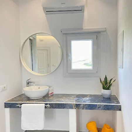 Sea Wind Villas 4* 투를로스